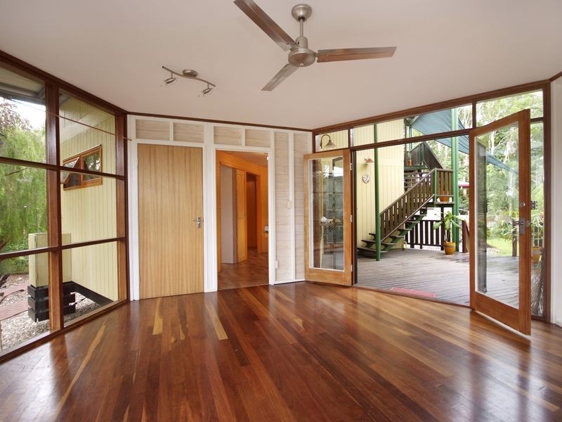 6 Krait Street, Trinity Park QLD 4879