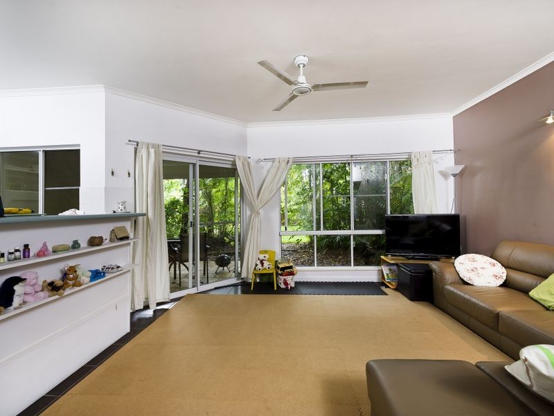 24/1 McGregor Street, Mooroobool QLD 4870