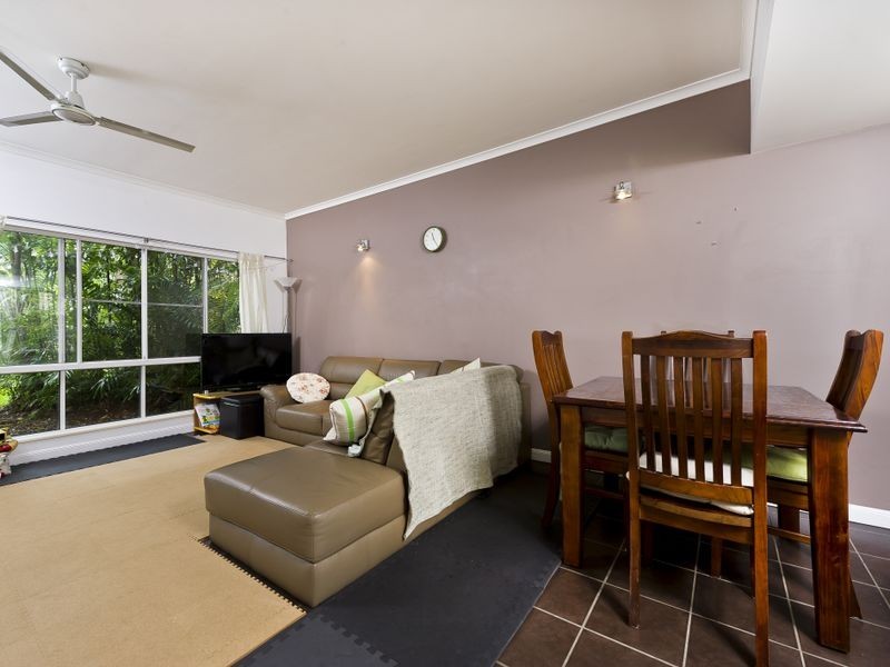 24/1 McGregor Street, Mooroobool QLD 4870