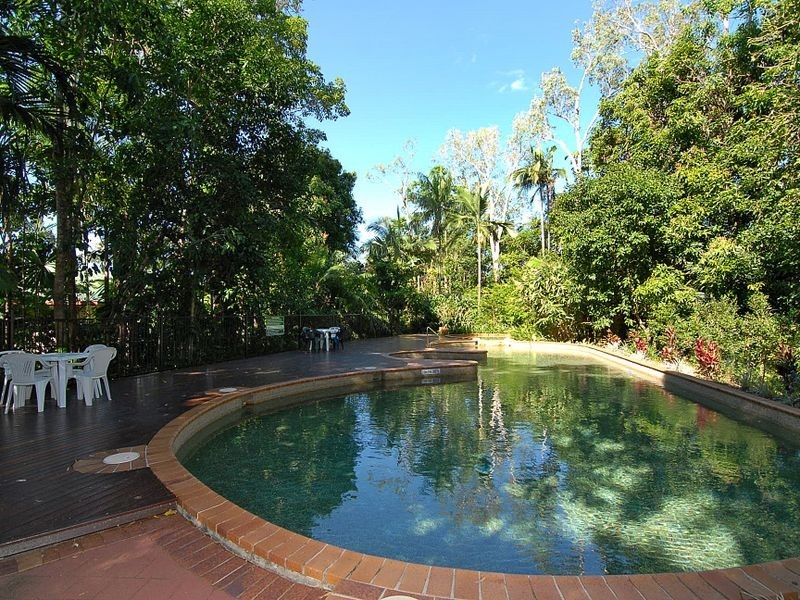 24/1 McGregor Street, Mooroobool QLD 4870