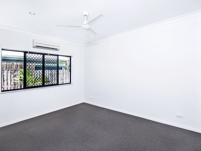 63 Leftwich Street, White Rock QLD 4868