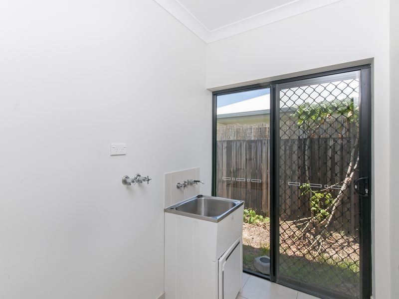 63 Leftwich Street, White Rock QLD 4868