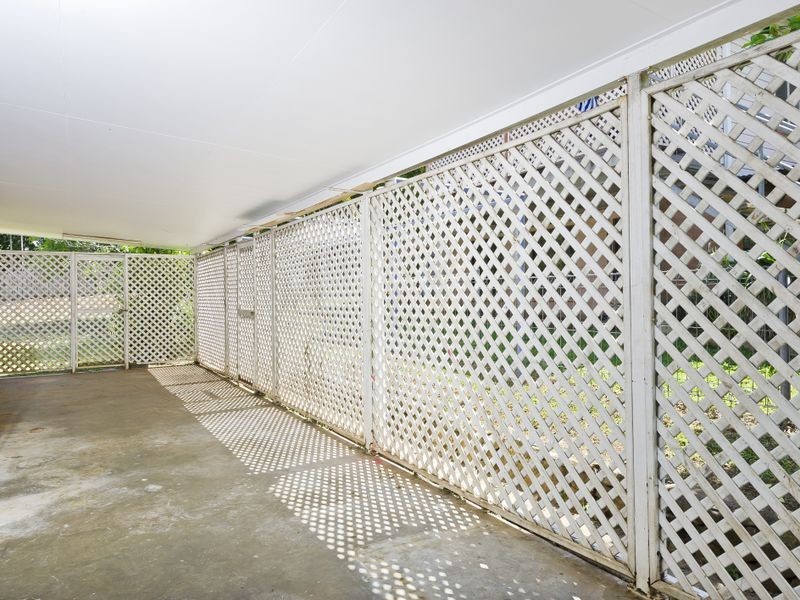 85 Upper Miles Street, Manoora QLD 4870