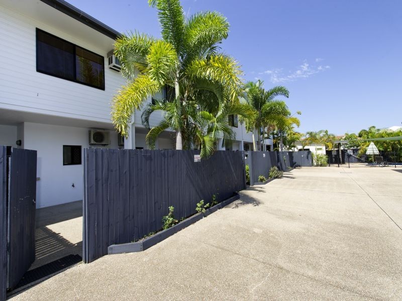 7/9 Grantala Street, Manoora QLD 4870