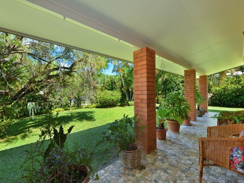44 Kevin Street, Whitfield QLD 4870