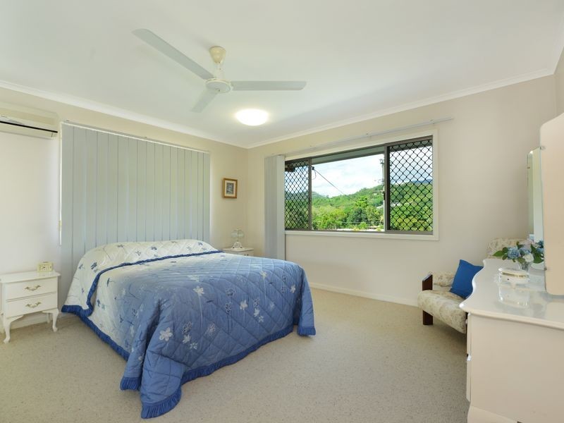 44 Kevin Street, Whitfield QLD 4870