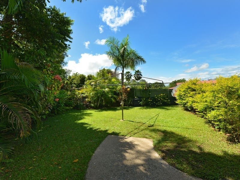 44 Kevin Street, Whitfield QLD 4870