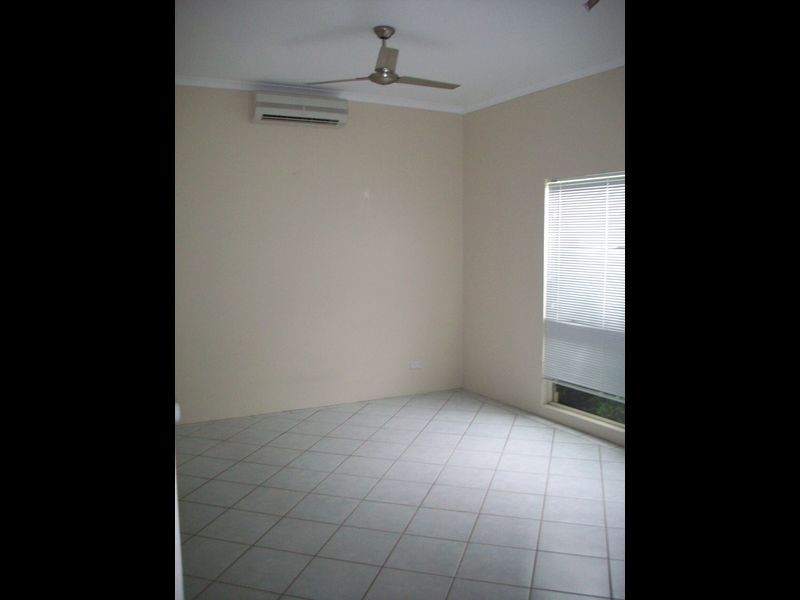 Brinsmead QLD 4870