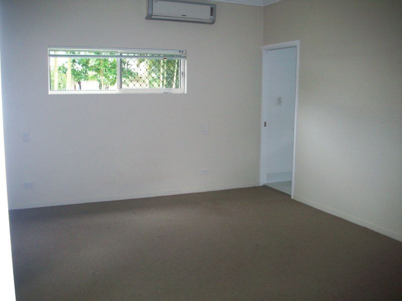 Brinsmead QLD 4870