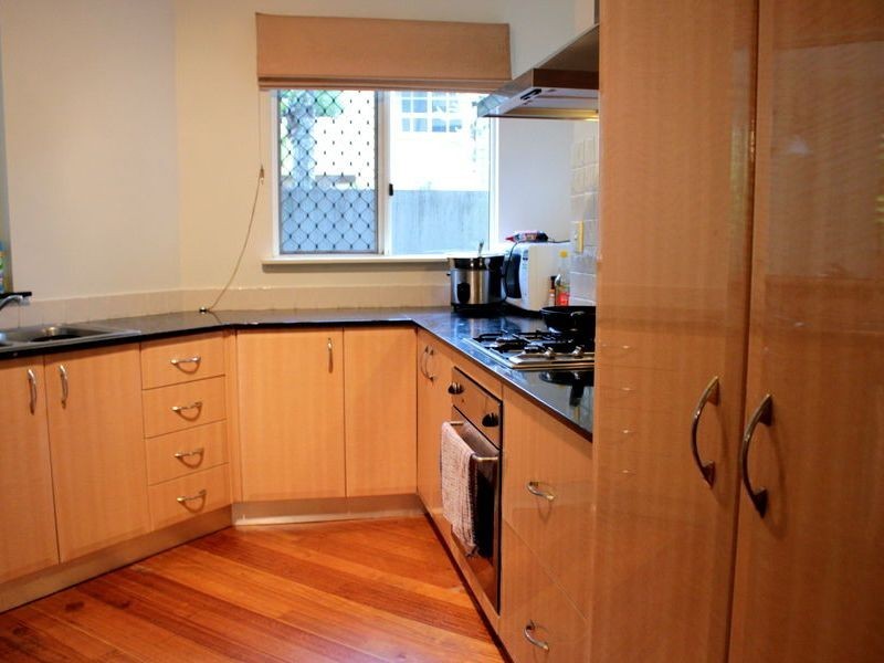 501/2 Greenslopes Street, Cairns North QLD 4870