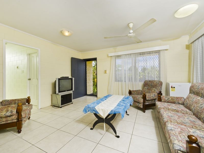 10 Harper Close, Manunda QLD 4870