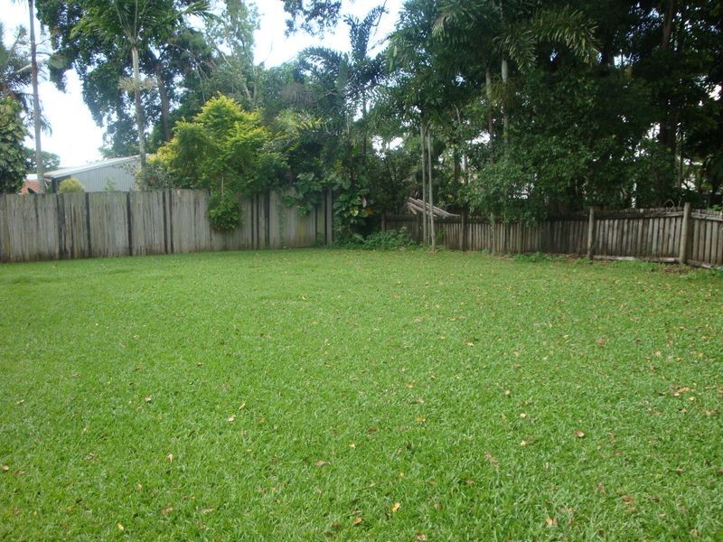 Stratford QLD 4870
