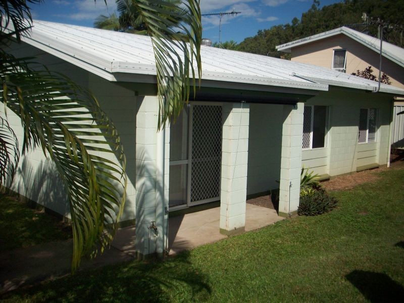 Whitfield QLD 4870