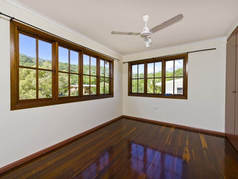 14 Alamein Street, Stratford QLD 4870