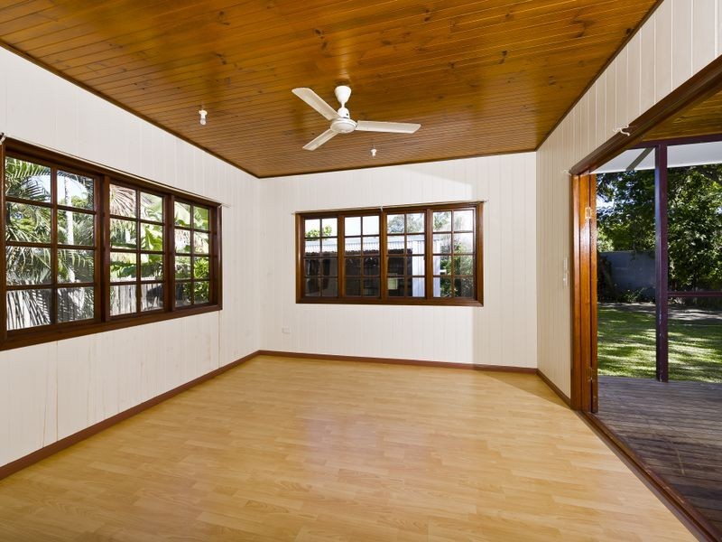 14 Alamein Street, Stratford QLD 4870