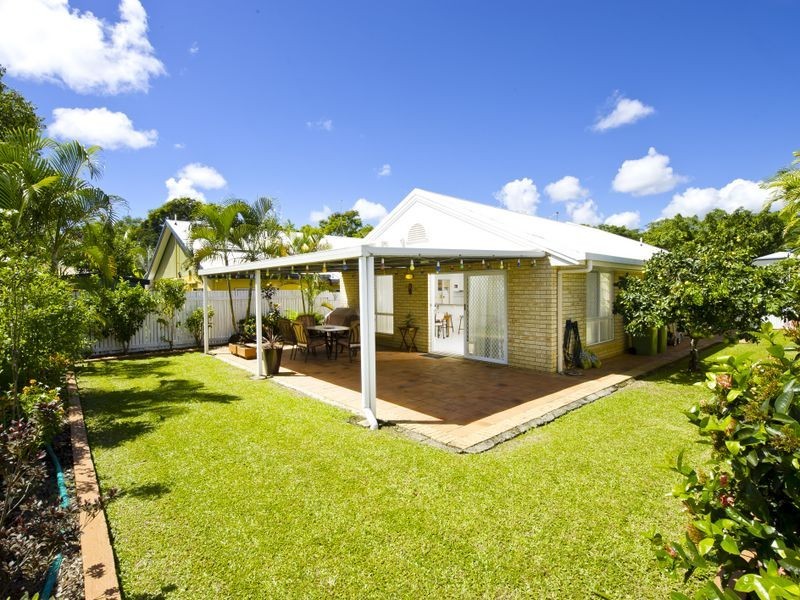 6 Candlenut Close, Mount Sheridan QLD 4868