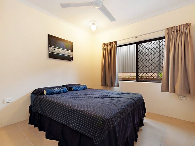 15 Harrison Close, Kanimbla QLD 4870