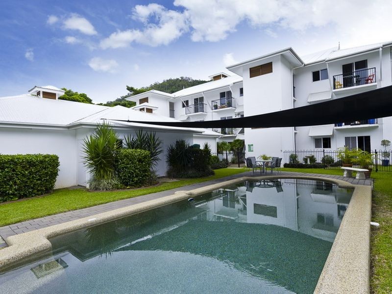 6/33 Kamerunga Road, Stratford QLD 4870