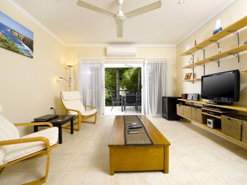 6/33 Kamerunga Road, Stratford QLD 4870