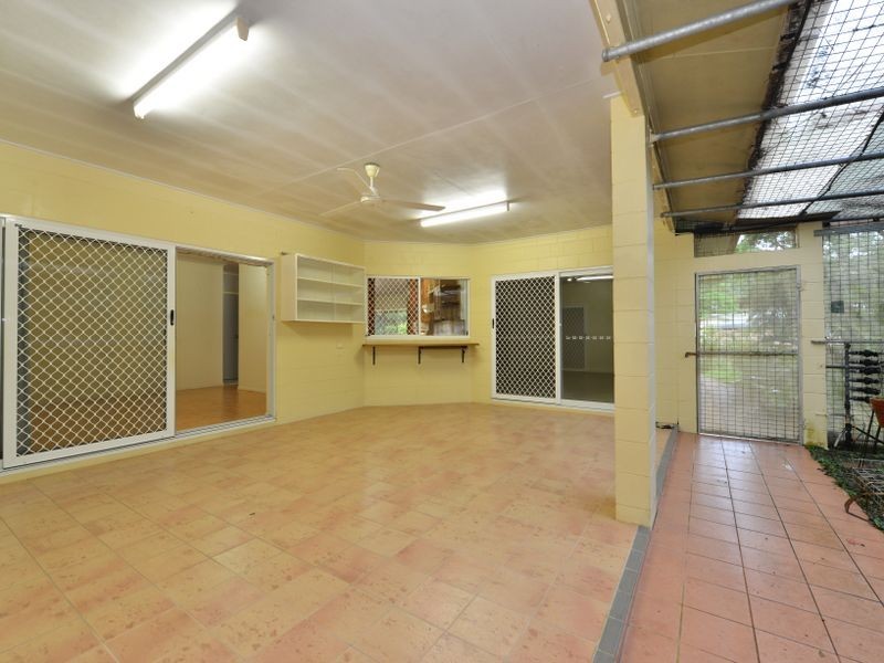 5 Fay Close, Brinsmead QLD 4870