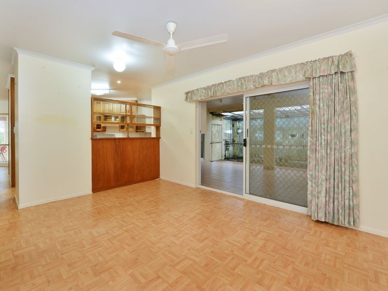 5 Fay Close, Brinsmead QLD 4870