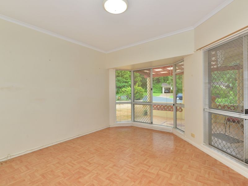 5 Fay Close, Brinsmead QLD 4870