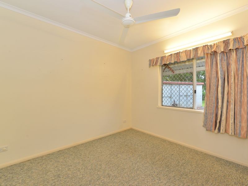 5 Fay Close, Brinsmead QLD 4870