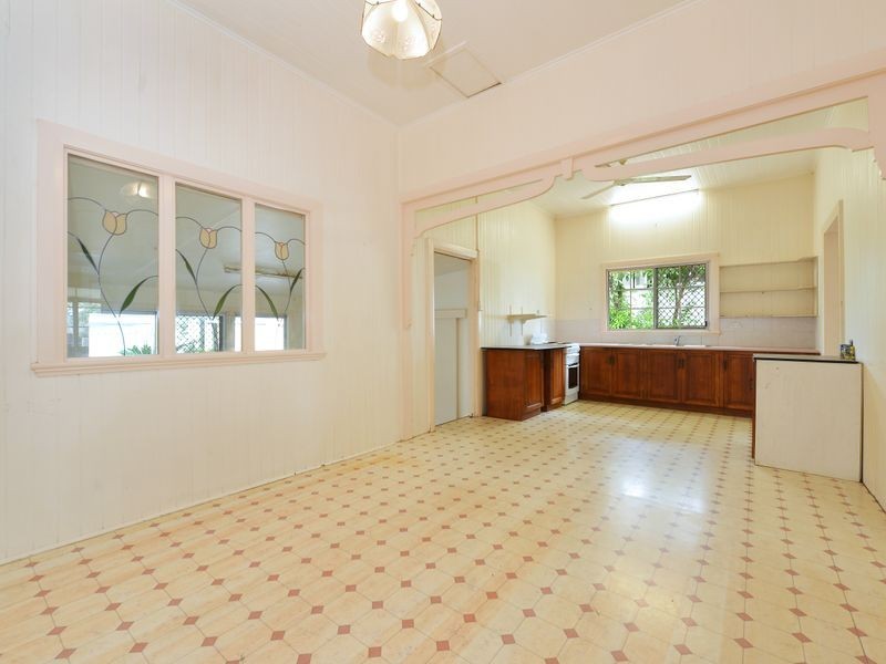 23 Boland Street, Westcourt QLD 4870