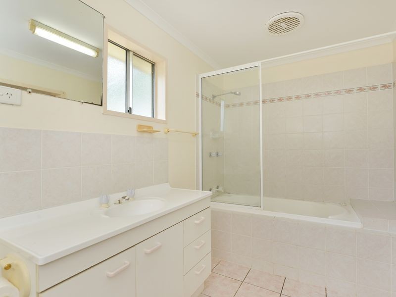 23 Boland Street, Westcourt QLD 4870