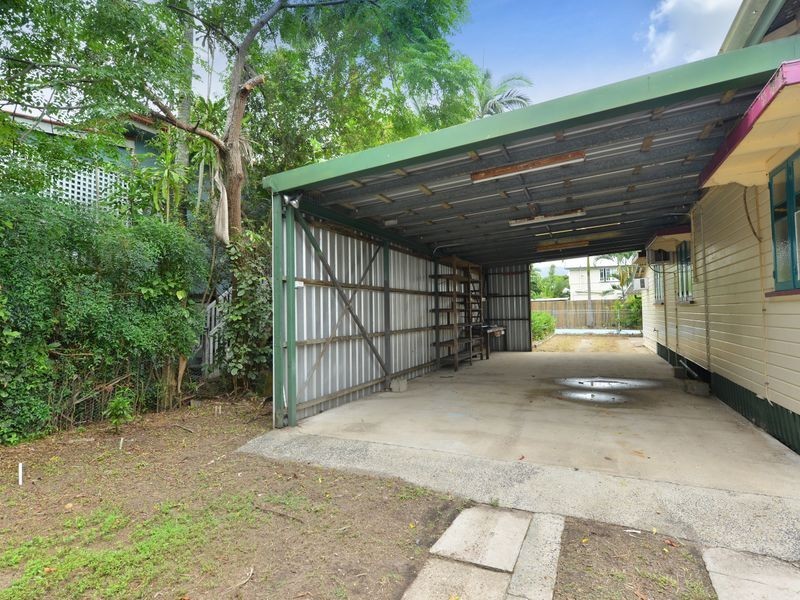 23 Boland Street, Westcourt QLD 4870