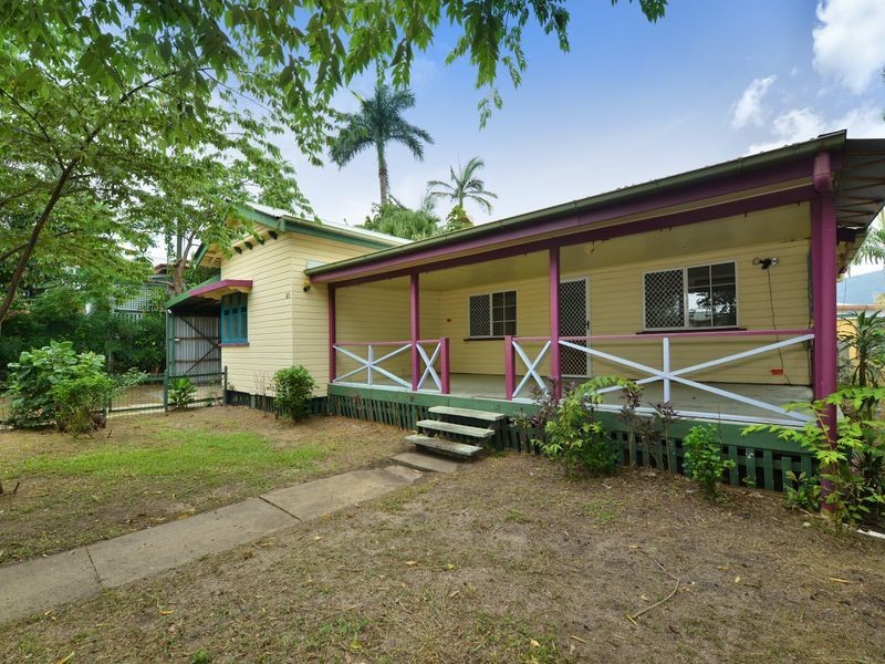 23 Boland Street, Westcourt QLD 4870