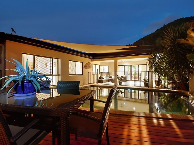 4 Yellowfin Close, Kanimbla QLD 4870