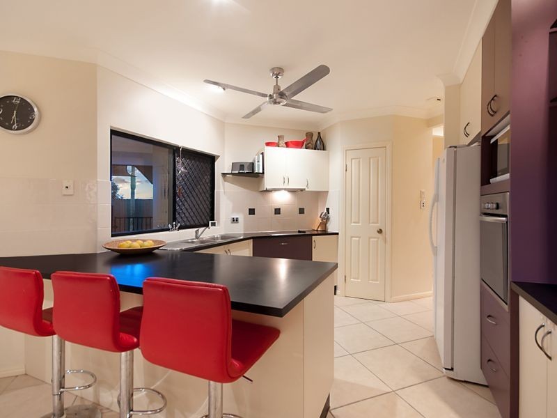 4 Yellowfin Close, Kanimbla QLD 4870