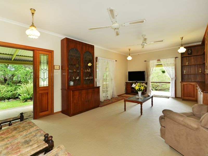 12 Tolson Close, Brinsmead QLD 4870