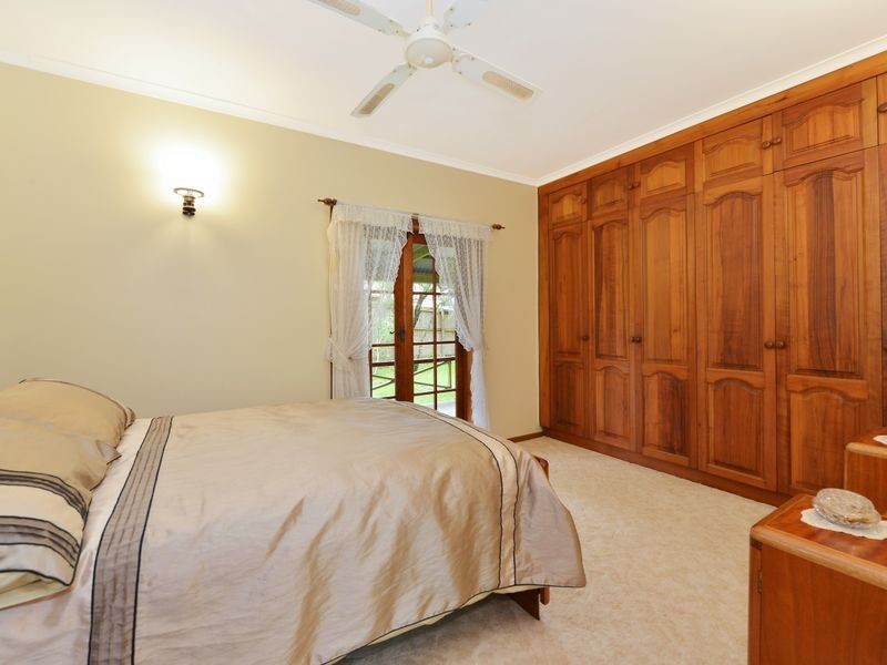 12 Tolson Close, Brinsmead QLD 4870