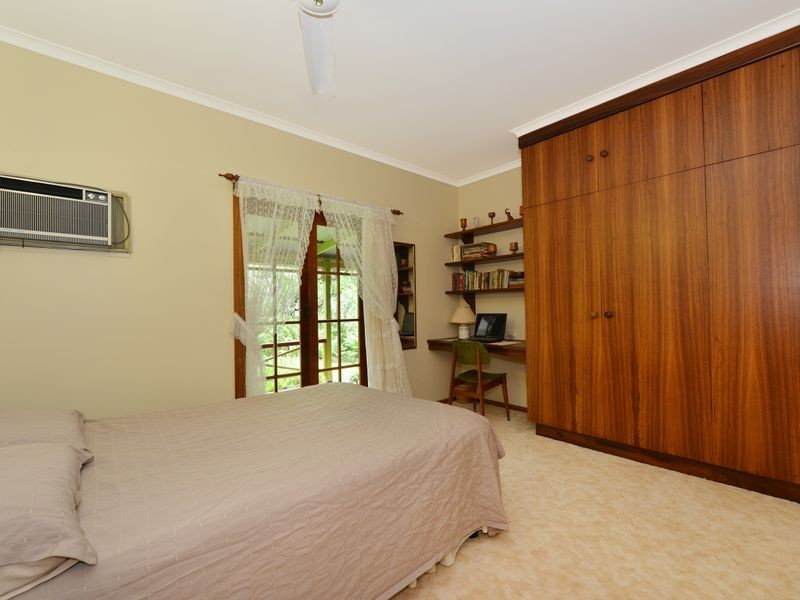 12 Tolson Close, Brinsmead QLD 4870