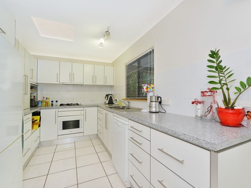 6/23 Heavey Crescent, Whitfield QLD 4870