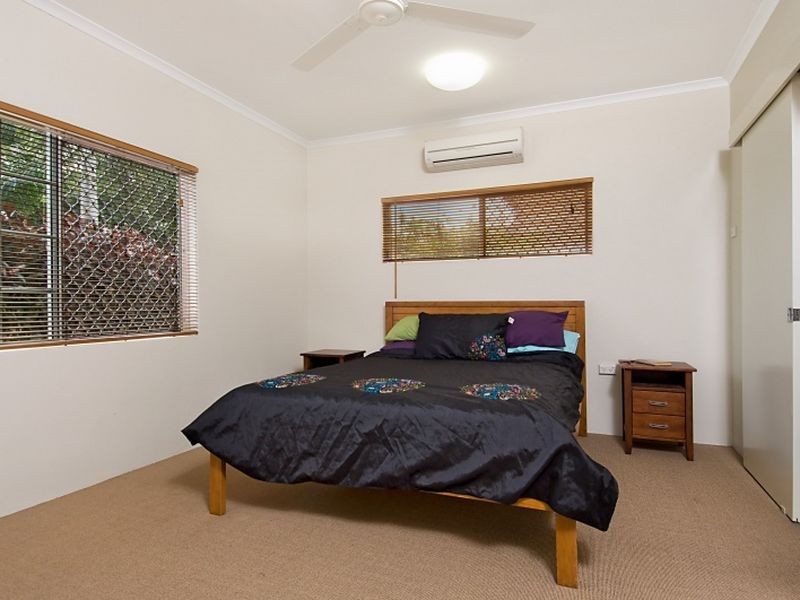 35 Givens Street, Westcourt QLD 4870