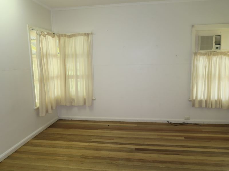 30 Nolan Street, Whitfield QLD 4870