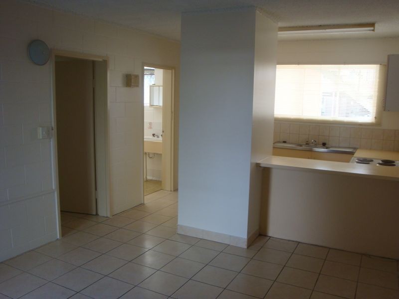 Manoora QLD 4870