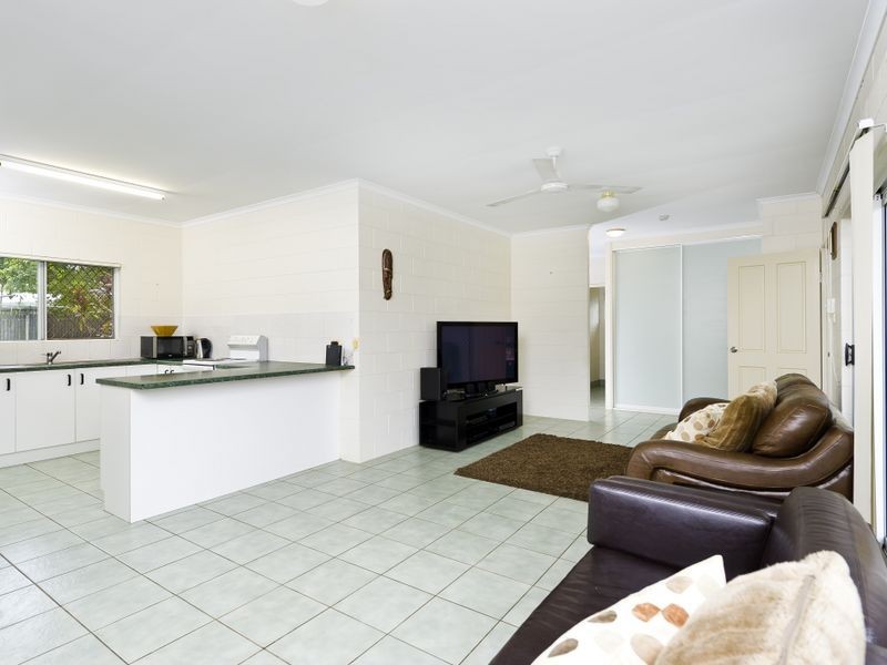 71 McLaughlin Road, Bentley Park QLD 4869