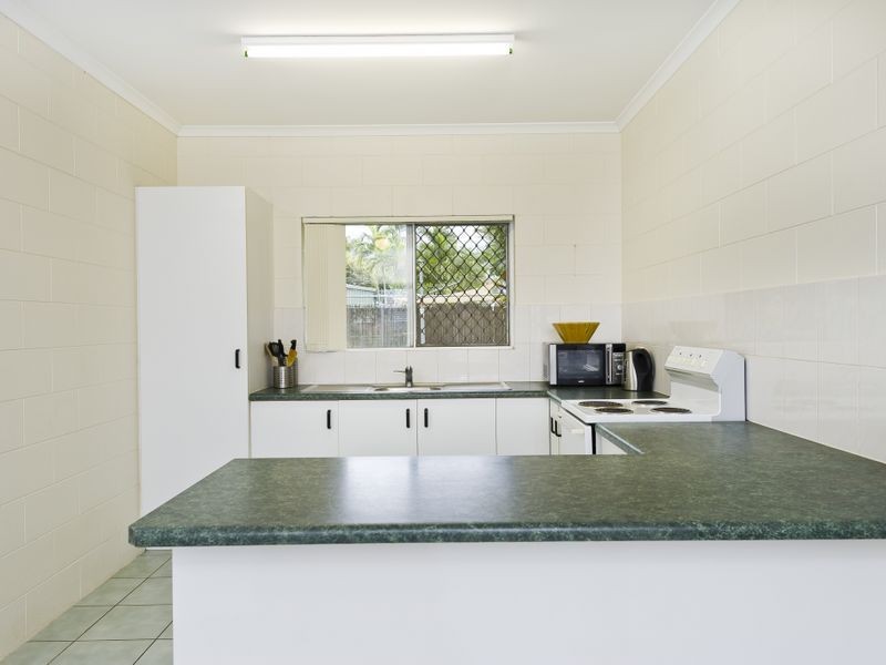 71 McLaughlin Road, Bentley Park QLD 4869