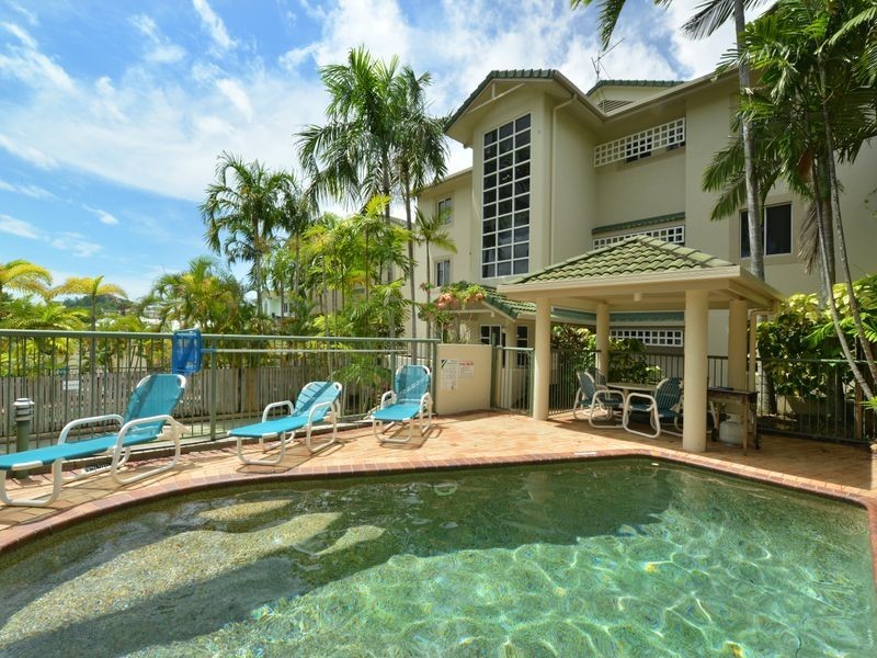 2/38 Moore Street, Trinity Beach QLD 4879