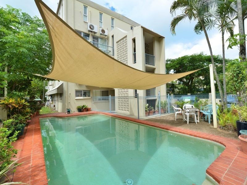 4/57 Sims Esplanade, Yorkeys Knob QLD 4878