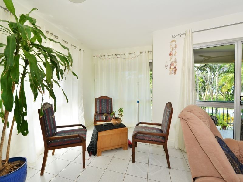 4/57 Sims Esplanade, Yorkeys Knob QLD 4878