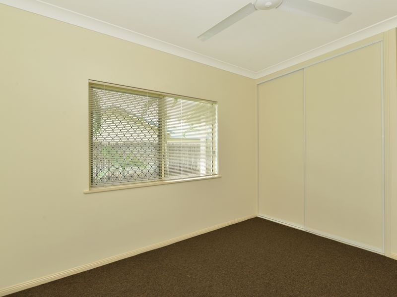 7 Colonial Close, Redlynch QLD 4870