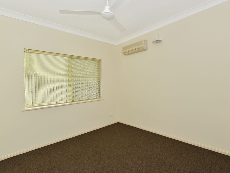 7 Colonial Close, Redlynch QLD 4870