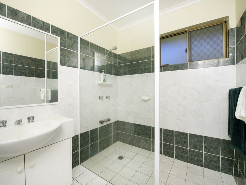 8 Bayview Street, Bayview Heights QLD 4868