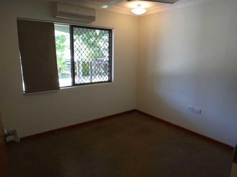 14 Iona Close, Edge Hill QLD 4870