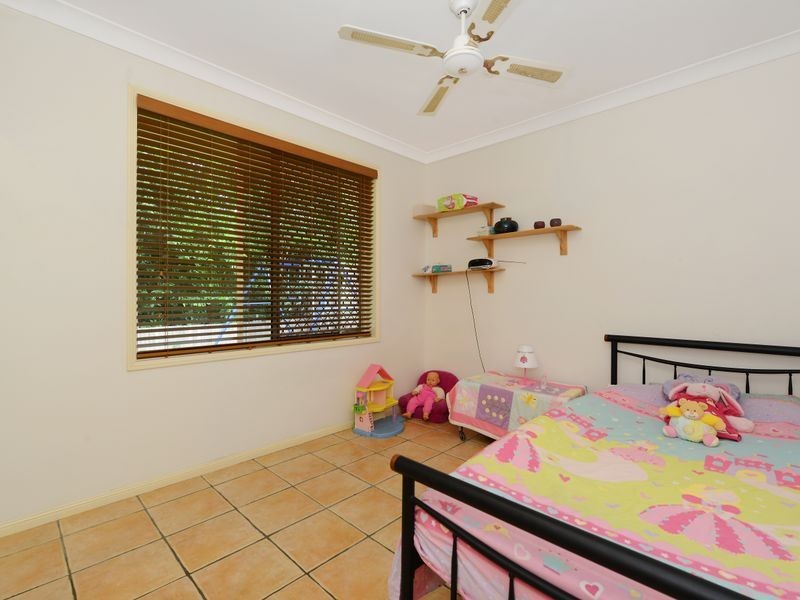 17 Opaline Close, Brinsmead QLD 4870